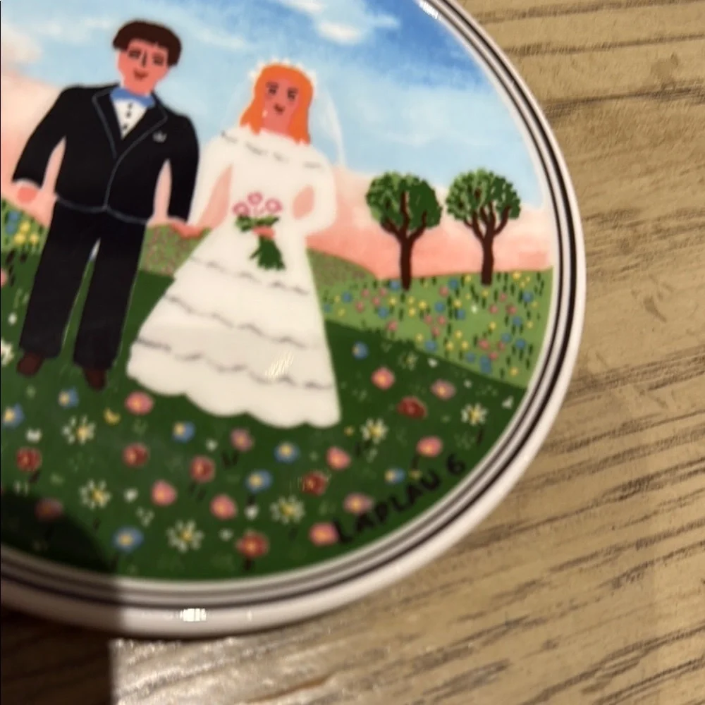 Villeroy & Boch wedding couple small plate for soap or jewelry